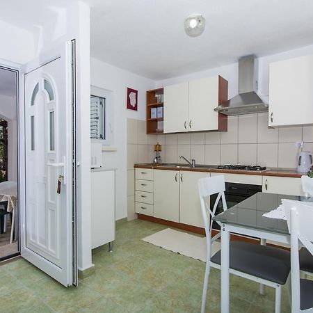 Apartment Mika 2 Трогир Экстерьер фото