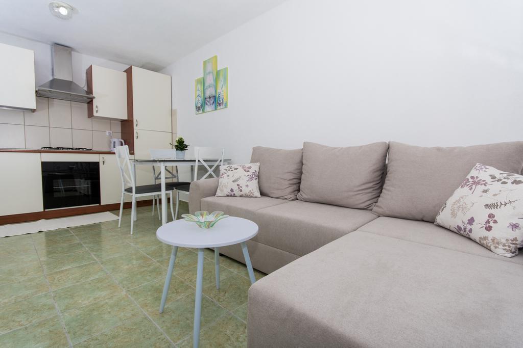 Apartment Mika 2 Трогир Экстерьер фото