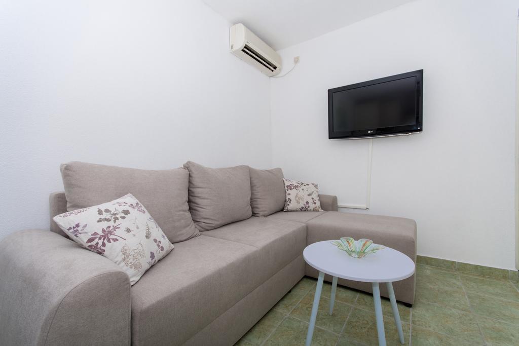 Apartment Mika 2 Трогир Экстерьер фото
