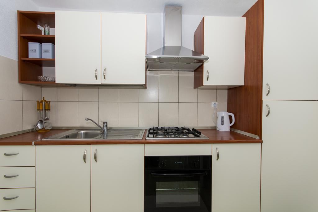 Apartment Mika 2 Трогир Экстерьер фото